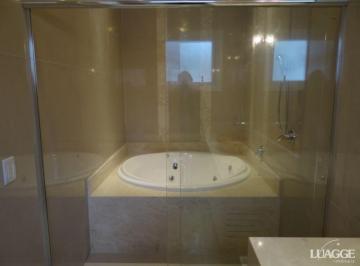 Casa · 305m² · 3 Quartos · 4 Vagas · Casa para Venda - 305m², 3 dormitórios, sendo 3 suites, 4 vagas - Nonoai