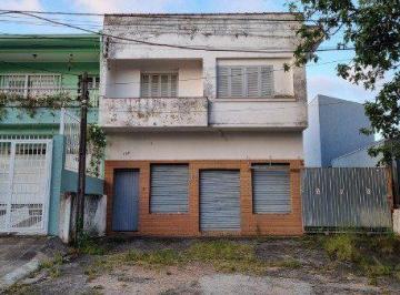 Casa · 215m² · 3 Quartos · 6 Vagas · Casa/Sobrado com apartamento e loja, estacionamento, a venda no Bairro Jardim Itu
