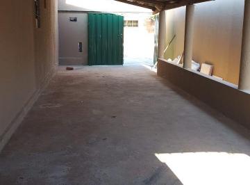 Casa · 82m² · 2 Quartos · 3 Vagas · Casa de 2 Qtos e 3 vagas de garagens no Setor Ponta Kayana, Trindade/GO