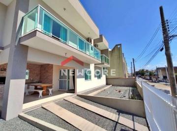 Casa · 288m² · 3 Quartos · 5 Vagas · Sobrado em  Rua 850 - Centro - Balneário Piçarras/SC
