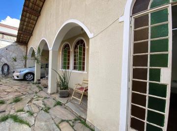 Casa · 288m² · 4 Quartos · 4 Vagas · Vendo casa quatro quartos sendo duas suítes - Alípio de Melo/BH