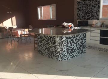 20240229102150799.jpg · Casa em Condomínio para Venda em Itupeva, Bomfim, 3 dormitórios, 2 suítes, 4 banheiros, 4 vagas