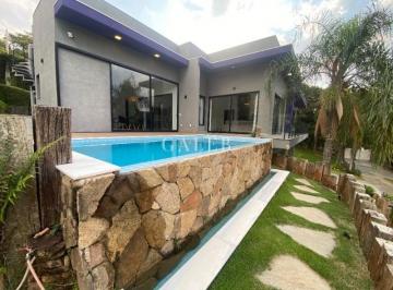 Foto 01 · CASA ALTO PADRÃO, PORTEIRA FECHADA, PISCINA COM BORDA INFINITA, QUARTO PARA EMPREGADOS, ADEGA