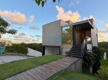 Foto 01 · Casa a venda no Alphaville Litoral Norte, Abrantes