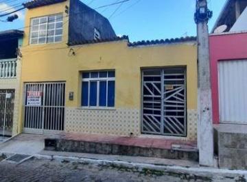 img0 · Casa com 4 Quarto(s) e 2 banheiro(s) para Alugar, 136 m² por R$ 1200 / Mês