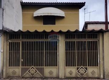 Comercial · 125m² · 2 Quartos · 2 Vagas · Casa Comercial Ideal, Guarulhos: Conforto e Conveniência!