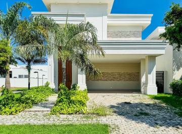 Casa · 316m² · 4 Quartos · Casa à venda - em Sinop
