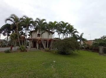 695919_i2HU1vE24919GFzo_69591968164a47e801e.jpg · Casa estilo colonial, espaçosa e muito bem localizada a 500mts da Lagoa