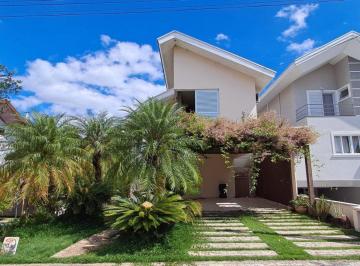 Casa · 300m² · 3 Quartos · Casa à venda - em Urbanova