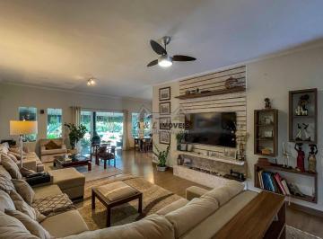 Casa · 500m² · 3 Quartos · 6 Vagas · Casa em Condomínio Fechado em Taubaté — 3 Unidades, Gourmet e 2 Lareiras
