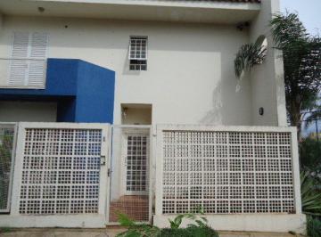 Frente · Casa Padrão em São Carlos