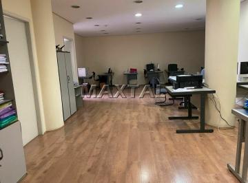 Comercial · 120m² · 1 Vaga · Conjunto comercial totalmente mobiliado, com escritórios completos e 1 vaga.
