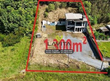 69b4f1b51e0fc50aa1ab87d9d29f090ee1062be4 · Terreno com 1.300m² mais Casa em Construção de 220m² a Venda no Bairro Belchior Central, Gaspar SC |