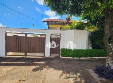 Casa à Venda - 345 m² - Vila Larsen 1, Centro de Londrina/PR · Casa com 3 quartos à venda, 345 m² por R$ 1.250.000 - Vila Brasil - Londrina/PR