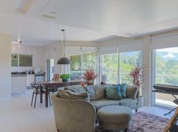 689854_iM9s9J1t16w_68985467bdf52bc66f9.jpg · Casa Exclusiva com 3 Dormitórios, Vista para o Mar e Espaço Gourmet em Santo Antônio
