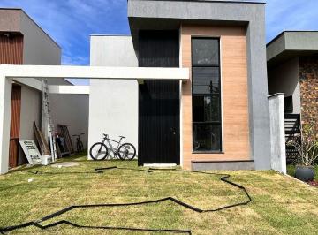 Casa de 3 quartos, Camaçari · Linda casa em condomínio com infraestrutura 
