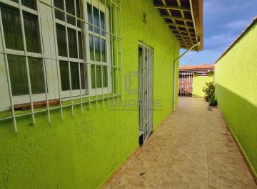 Casa de 2 quartos, Caraguatatuba · Casa à Venda no Poiares c/ 2 Dormitórios e Quintal em Caraguatatuba SP