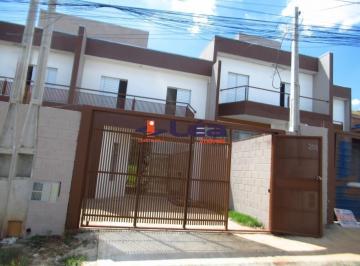Foto 01 · Sobrado à venda em Suzano-SP, bairro Jardim Casa Branca: 3 quartos, 1 suíte, 1 sala, 2 vagas, 108m².