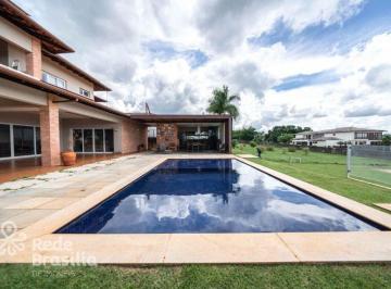 Casa · 720m² · 6 Quartos · 2 Vagas · Incrível casa para locação com 720 m² - R$ 30.500 por mês - Lago Sul - Brasília