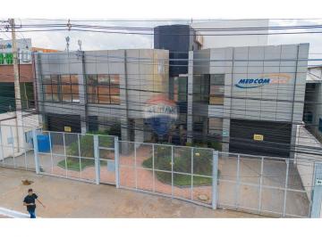 Comercial · 2000m² · 20 Vagas · Prédio com salas para escritório, câmera fria, estoque 1991 m² em Águas Claras