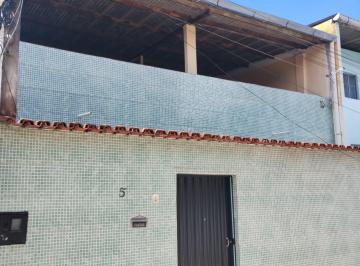 Casa de 2 quartos, Salvador · Casa em Cajazeira XI, 2/4 sendo uma suíte! Ótima localização!
