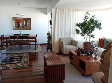 Apartamento · 271m² · 4 Quartos · 3 Vagas · Cobertura 4/4 duplex, 2 suites, 3 garagens, piscina, fina decoração, vistas expl