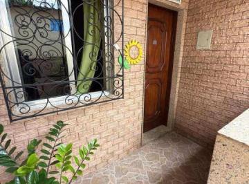 casa1 · Excelentes Duas Casas no mesmo Terreno, Amplo Terraço na Penha Circular-Venda