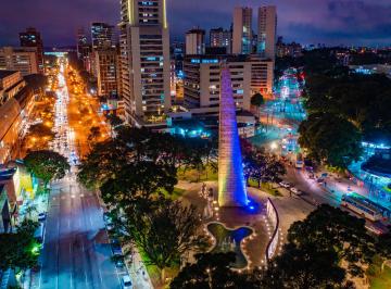Comercial de 34 quartos, Curitiba · Hotel - Proximo ao Muller, Centro civico - 34 apart. + 5 Lojas - 2000m²