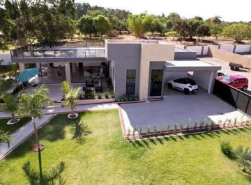 20240415151758538.jpg · Casa para Venda em Brasília, Sobradinho, 4 dormitórios, 3 suítes, 6 banheiros, 4 vagas