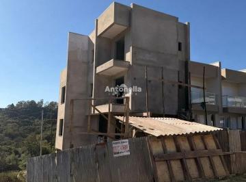 Casa · 119m² · 2 Quartos · 2 Vagas · Sobrado Triplex à venda no Bela Vista