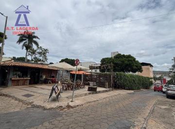 cfcdb7587b0ce85a603f8b3b963971c19aa626b2 · Terreno de esquina com 730 m² - Centro