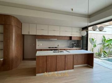 Casa · 160m² · 3 Quartos · 4 Vagas · Casa Térrea com Design Minimalista e Sofisticado no Condomínio Viena 