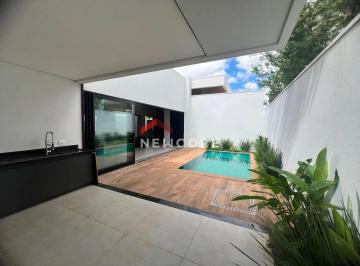 Casa · 216m² · 3 Quartos · 2 Vagas · Casa de condomínio em Avenida Vereador Carlito Cordeiro - Jardim Botânico - Uberlândia/MG