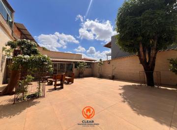 Casa à Venda Bairro Novo Progresso Contagem · CASA À VENDA NO BAIRRO NOVO PROGRESSO, CONTAGEM, 5 QUARTOS, 4 VAGAS, HABITE-SE, TERRAÇO, ESPAÇO GOUR