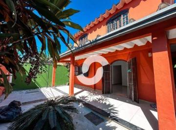 73d7f3deb0cebbe0aadd479fab0229fd50b26182 · Casa com 3 dormitórios à venda, 251 m² por R$ 690.000,00 - Maravista - Niterói/RJ