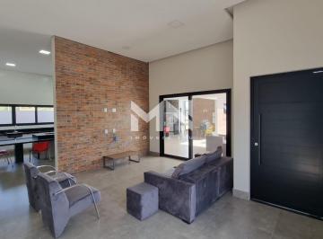 Casa · 400m² · 3 Quartos · 4 Vagas · Casa à venda no condomínio Portal dos Bandeirantes em Salto/SP.