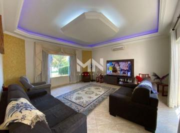Casa · 302m² · 3 Quartos · 5 Vagas · Casa à venda no Condomínio Terras de Mont Serrat em Salto/SP.