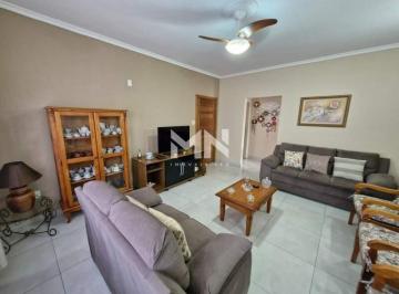 Casa · 290m² · 3 Quartos · 4 Vagas · Casa venda 3 quartos Vila Cleto 177,80m²