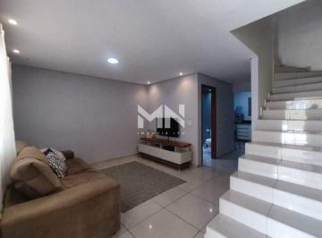 Casa · 1m² · 5 Quartos · 4 Vagas · Imóvel de esquina com 2 casas e 1 salão a venda em Itu/SP