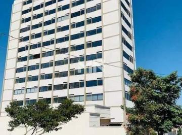 Comercial · 94m² · 2 Vagas · Sala comercial alugar 2 banheiros Novo Centro 94m²