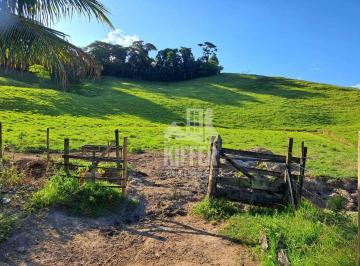 d1510ba284d04e01dc9d10955898a98c25a27130 · Sítio com 3 dormitórios à venda, 338800 m² por R$ 1.800.000,00 - Palmital - Casimiro de Abreu/RJ