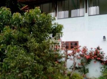 Casa com piscina em Maricá · Casa com 2 Suítes, Piscina e Vista Privilegiada em Condomínio no Flamengo Maricá
