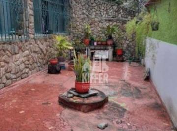 Casa com 5 quartos - Cubango · Casa com 5 quartos à venda, 260 m² por R$ 400.000 - Cubango - Niterói/RJ