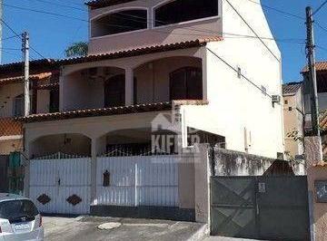 Casa em São Gonçalo · Casa Triplex no Mutuá com 3 Quartos Suíte e Terraço Gourmet