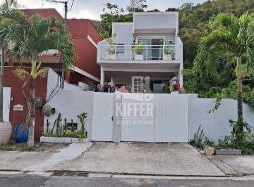 CASA 4 QUARTOS COM PISCINA EM PIRATININGA A VENDA · Casa à venda, 140 m² por R$ 860.000,00 - Piratininga - Niterói/RJ