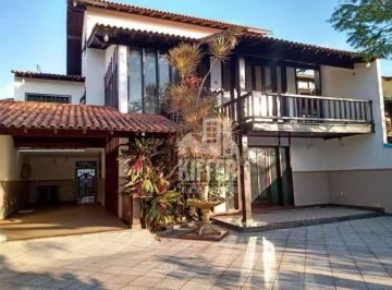 CASA EM PIRATININGA · Alto padrão em Piratininga | 4 quartos, suíte com closet e 405m²