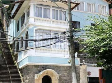Casarão histórico à venda com vista para o Cristo Redentor · Casarão histórico com vista para o Cristo Redentor