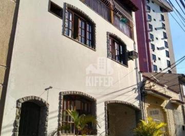 CASA ICARAI · Casa Triplex à Venda em Icaraí | 230m² | 5 Quartos | Anexo Independente