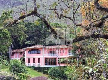 Araras, Lugar Cercado de Verde, Cachoeira · Casa de Luxo em Araras Petrópolis com Cachoeiras Privativas e 3 Suítes