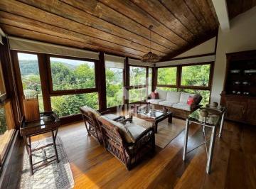 660b7f818cc25e15ad7e0687696558033304bde6 · Casa Alto Padrão em São Francisco com 3 Suítes e Lazer Completo